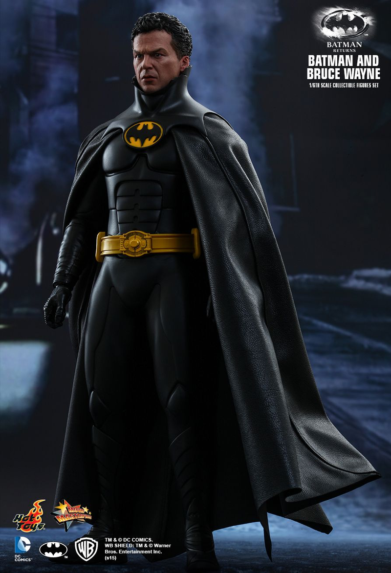 Illustration for article titled This Batman Toy Has Articulated Eyeballs, Because He Can't Turn His Head
